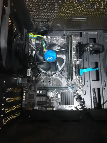 Kit placa mãe + processador i3 9100f + memória 8gb