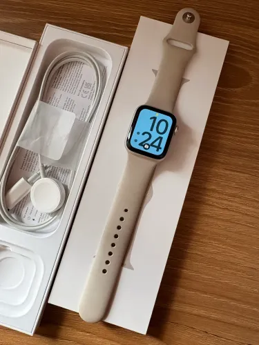 Apple Watch SE 2 40mm Starlight