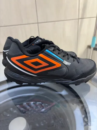 Chuteira Society Umbro Pro 5 Bump Club