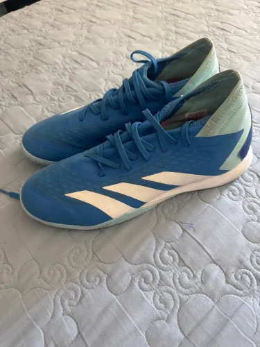 Chuteira futsal