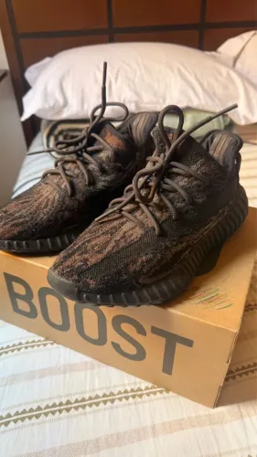 Adidas yezzy