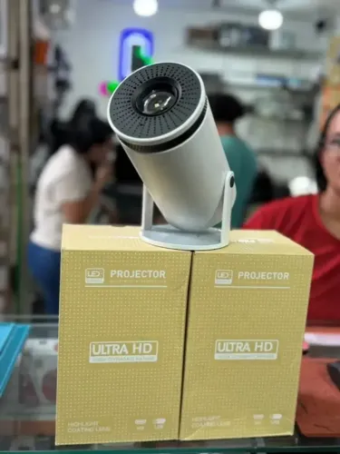 Projetor Portátil Smart HY300 - Android 11, Wi-Fi Dual Band e 180º 