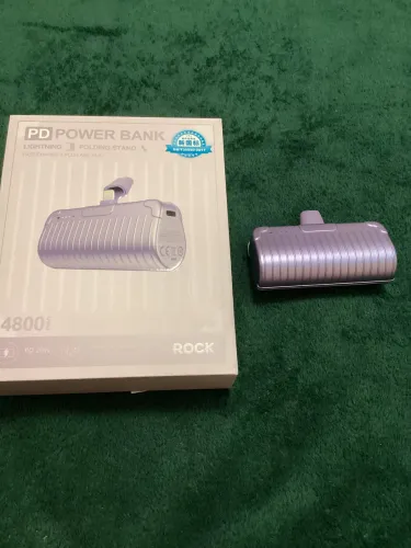Power bank da marca Rock 