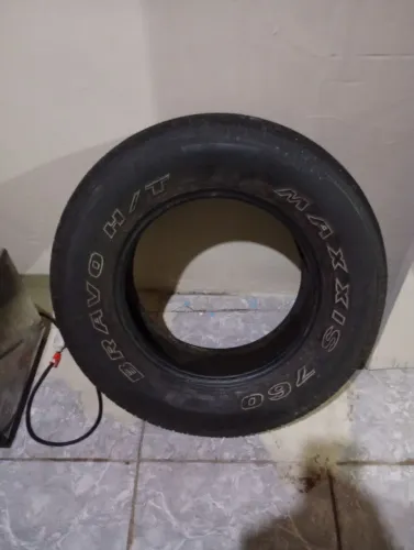 3 Pneus 235/70r16