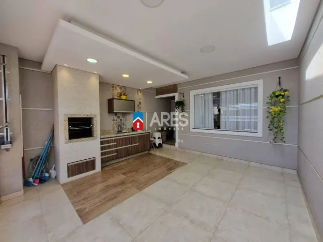 Casa com 3 dormitórios à venda, 92 m² por R$ 550.000 - Jardim Terramérica II - Americana/S