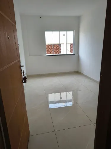 Alugo apartamento Centro de Mesquita 