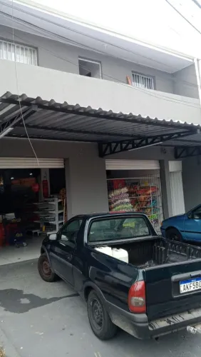 Aluga-se quarto para rapazes 