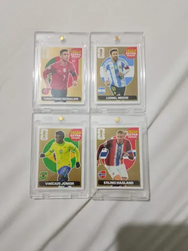 Figurinhas Legends ouro