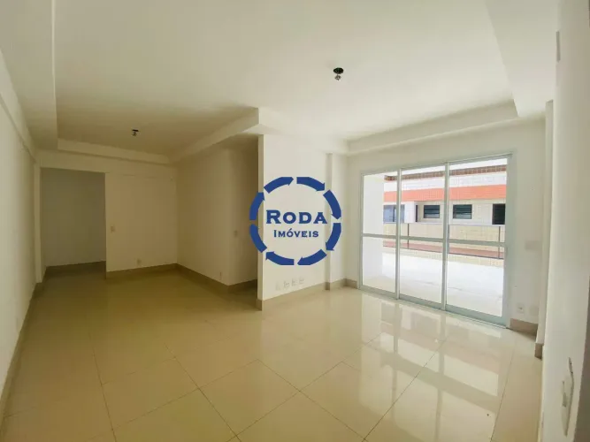 Apartamento Garden de 3 Quartos, 1 Suíte e 3 Vagas de Garagem no Gonzaga, Próximo à Praia