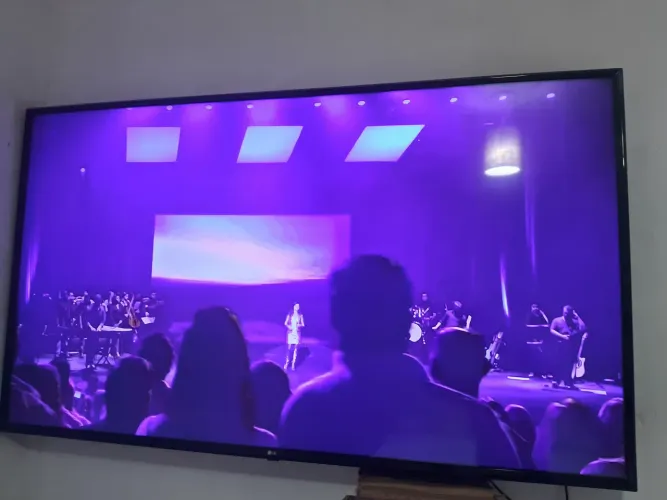 Vendi tv 65 polegada marca lg
