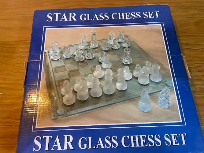 Jogo de Xadrez de Vidro Star Glass Chess Set - Completo na Caixa (Lindo para Decoração)