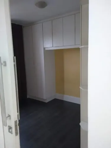 BS IMOBILIÁRIA VENDE: Ótimo apartamento no Condomínio Chácara das Flores