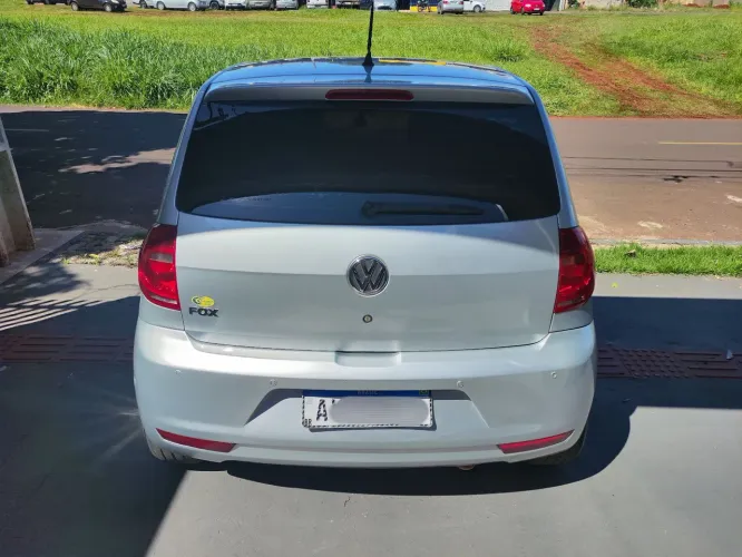 Volkswagen Fox 1.0 MI Total Flex 8V 5P 2013