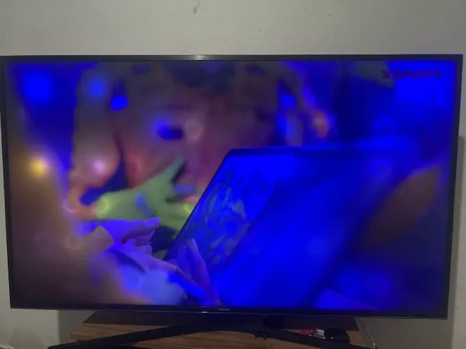 smart Tv 55 polegadas Samsung se precisa ligo vídeo chamada 