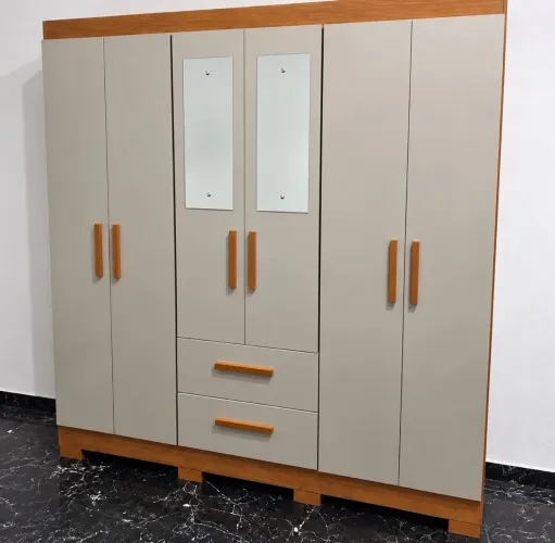 Guarda-roupa Casal 6 Portas 2 Gavetas Com Espelho