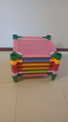 Caminha empilhável quadrada <br>Medida:55x55
