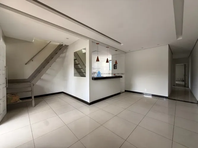 Casa 3 quartos no bairro Letícia