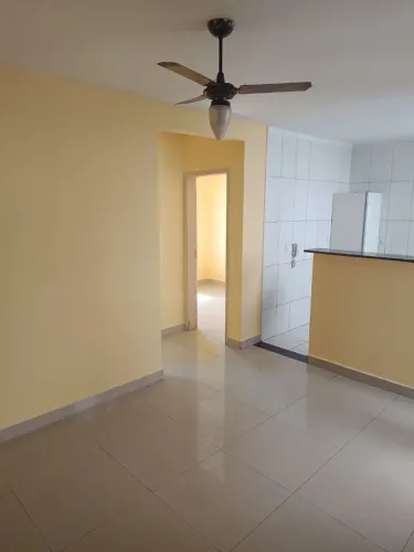 Apartamento ótimo de dois quartos direto com proprietário.