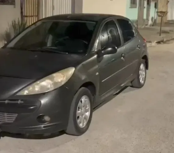 Peugeot 207 XR Sport 1.4 Flex 8V 5P 2011