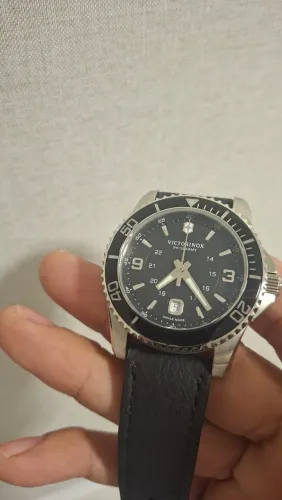 Relógio victorinox maverick 
