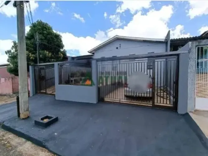 IMÓVEL COM 2 CASAS NO TERRENO A VENDA NA REGIÃO NORTE DE LONDRINA.
