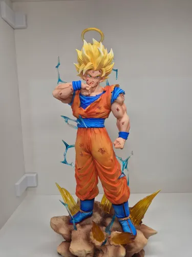 Action Figure Goku SSJ2/Dragon Ball Z