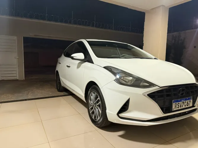 Hyundai HB20S Platinum 1.0 TB Flex 12V AUT 2022