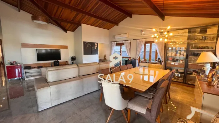 Casa com 4 dormitórios à venda, 270 m² por R$ 2.100.000,00 - Monte Alegre - Piracicaba/SP