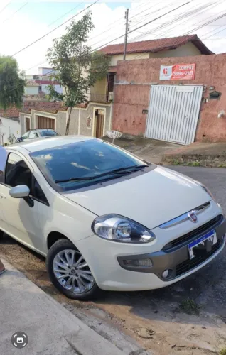 Fiat Punto Essence 1.6 Flex 16V 5P 2017
