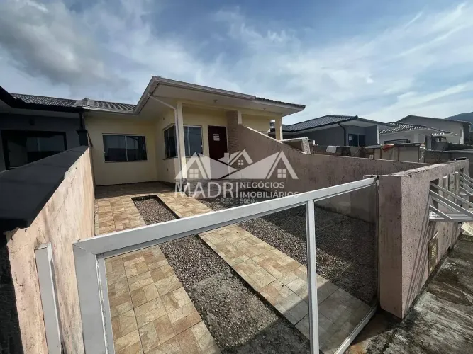 Casa Geminada com dois quartos para locação, por R$ 2.200/Mês, Vale Verde, Palhoça, SC