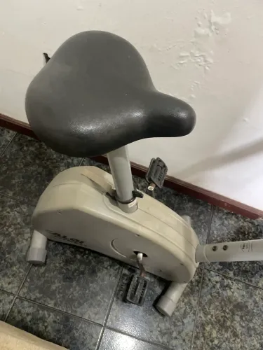 Bicicleta ergométrica Caloi 