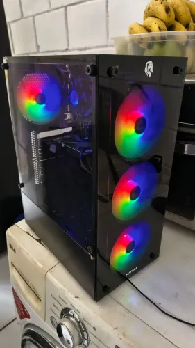 PC GAMER
