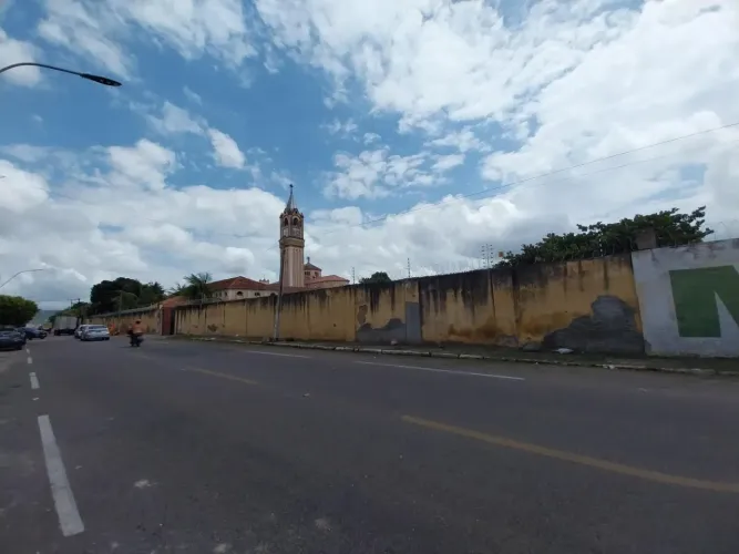 (TE2288) Terreno medindo 2.500m² localizado no bairro Franciscanos