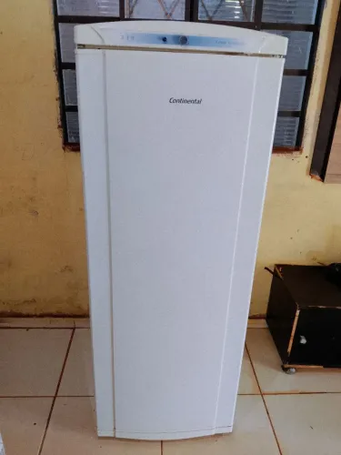 Vendo geladeira funcionando perfeitamente 