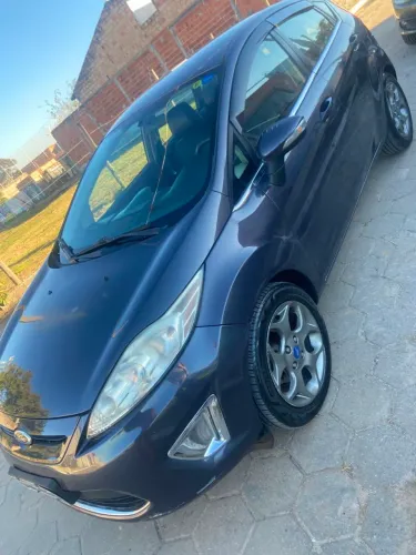 Ford Fiesta SE 1.6 16V Flex 5P 2013