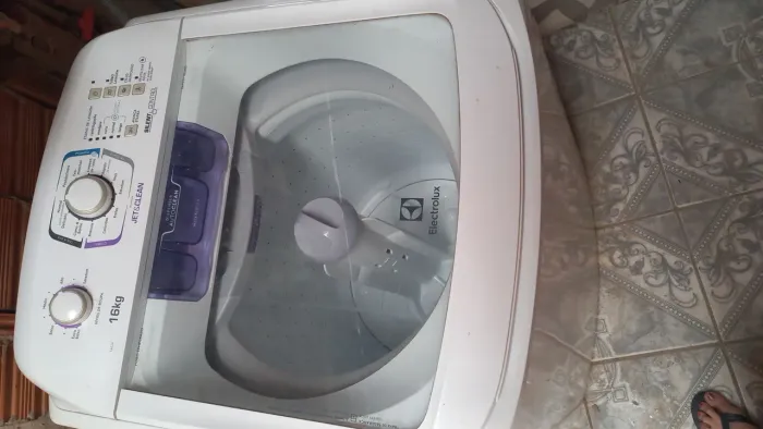 Vendo máquina de lavar roupas eletrolux 16kg