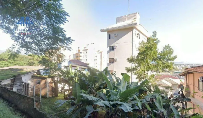 Terreno com viabilidade multifamiliar à venda, 604 m² por R$ 1.640.000 - Saco Grande - Flo