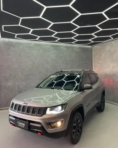 Jeep Compass Trailhawk 2.0 4X4 Dies. 16V Aut. 2021