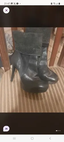 Bota de couro arezzo