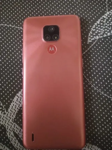Celular Motorola E7