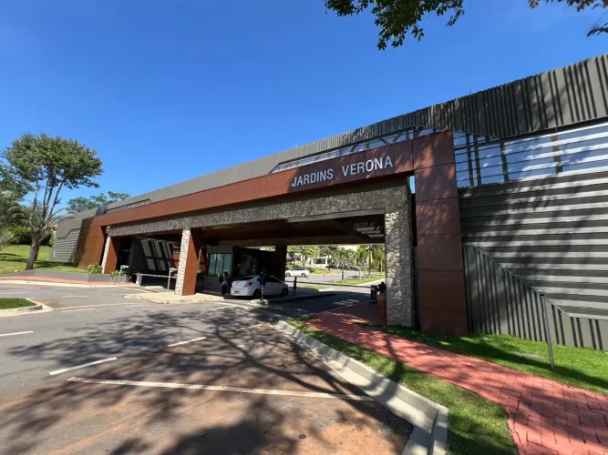 Casa Térrea de Alto Padrão para Locação  Jardins Verona | Goiânia