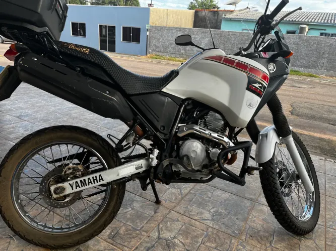 Tenere 250