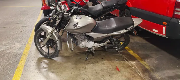Quero trocar em cb 250 acima de 2018 ou fazer preciso financiar uma parte