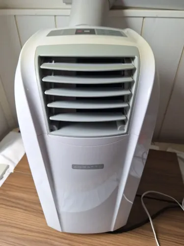 Ar-Condicionado Portátil Agratto 11.000 BTUs + Controle (Pouco Uso)