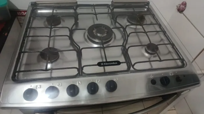 Vendo fogão Electrolux