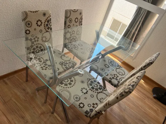 Vendo mesa de vidro