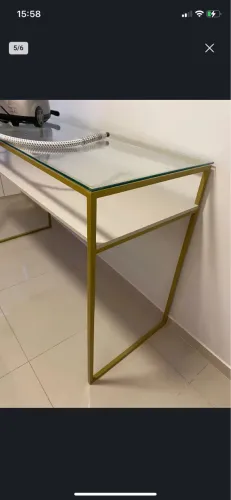 Mesa pra loja de roupas ou semijoias 