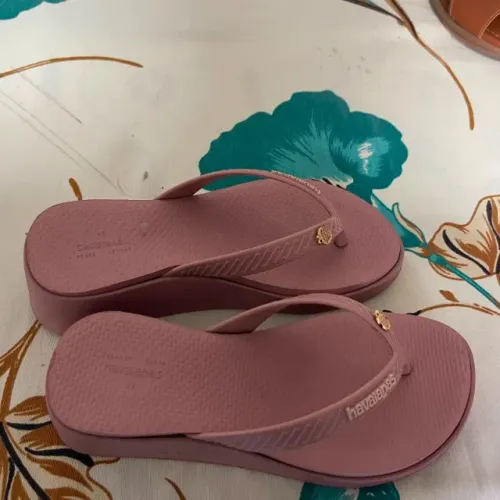 Sandalias e sapatilhas