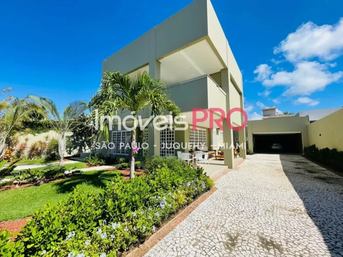 Casa á venda em cond. Busca Vida