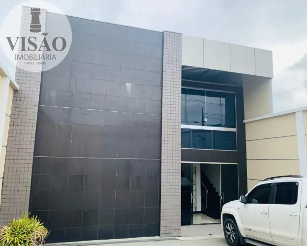 PRÉDIO COMERCIAL em Manaus - Amazonas, Adrianópolis
